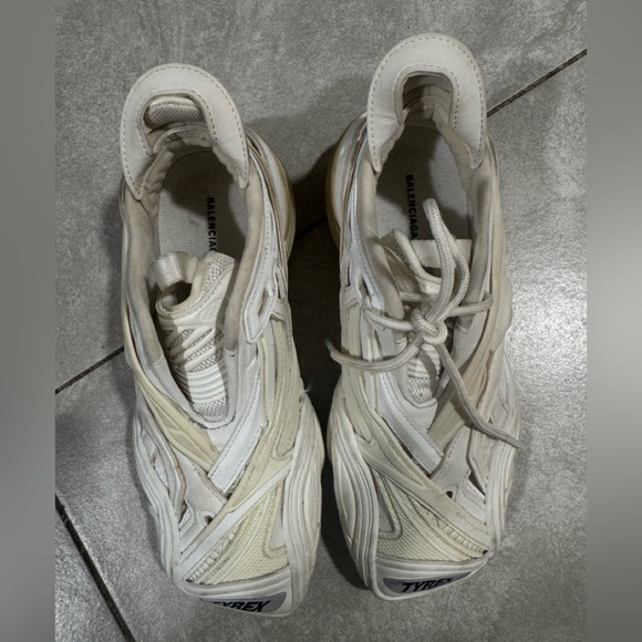 Balenciaga Tyrex Sneaker - Picture 8 of 10